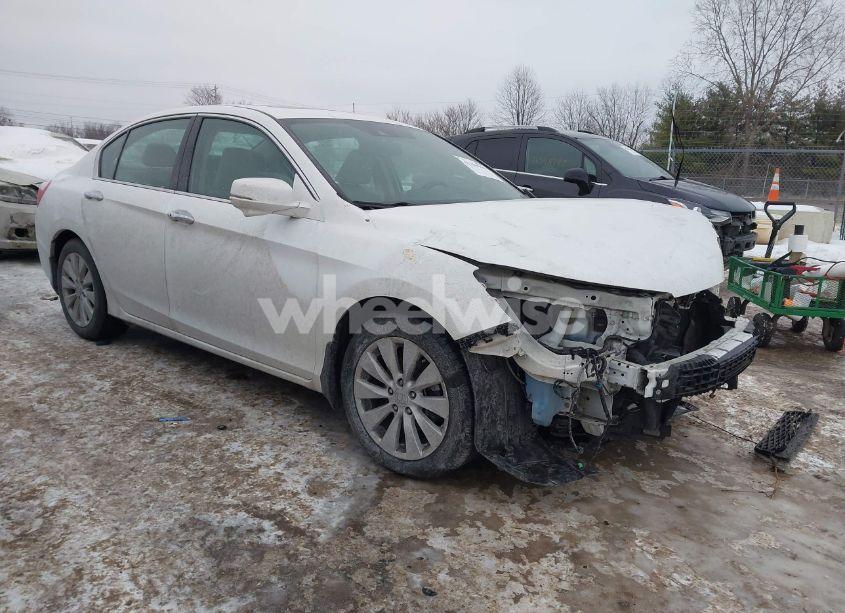 2015 Honda Accord EX-L V-6 (VIN 1HGCR3F82FA037590) main photo