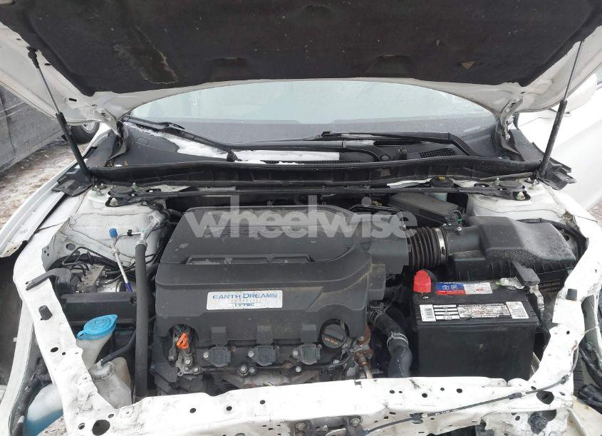 Photo 10 of 2015 Honda Accord EX-L V-6 (VIN 1HGCR3F82FA037590)