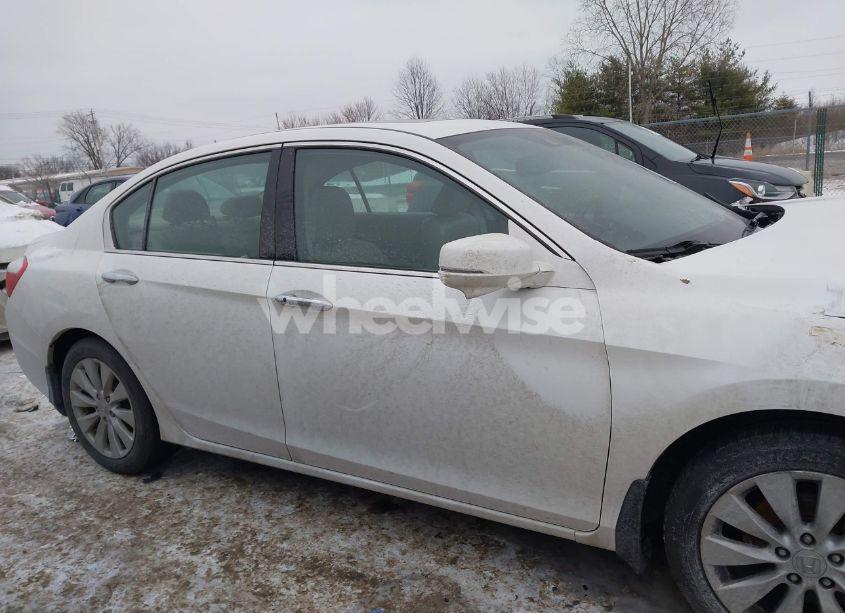 Photo 14 of 2015 Honda Accord EX-L V-6 (VIN 1HGCR3F82FA037590)