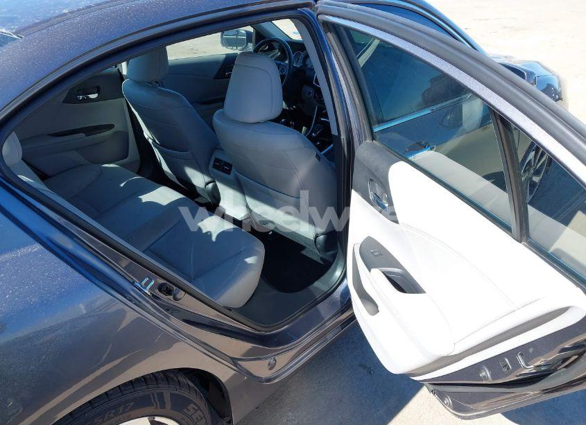 Photo 8 of 2017 Honda Accord EX-L V6 (VIN 1HGCR3F82HA010019)