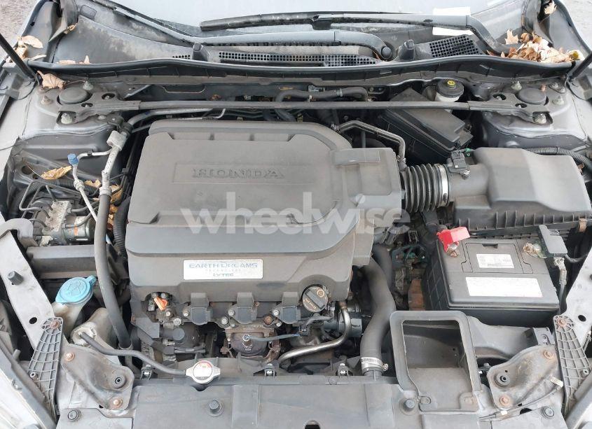 Photo 10 of 2013 Honda Accord EX-L V-6 (VIN 1HGCR3F83DA003350)