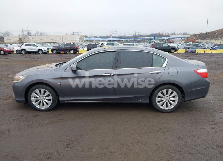 Photo 14 of 2013 Honda Accord EX-L V-6 (VIN 1HGCR3F83DA003350)