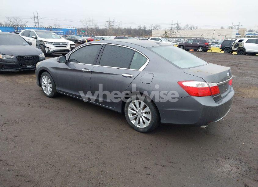 Photo 3 of 2013 Honda Accord EX-L V-6 (VIN 1HGCR3F83DA003350)