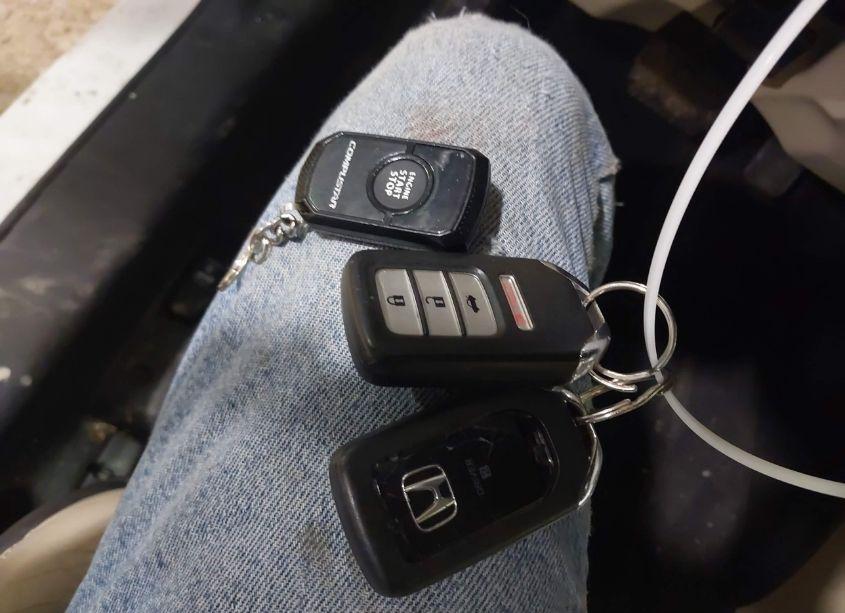 Photo 11 of 2013 Honda Accord EX-L V-6 (VIN 1HGCR3F83DA005602)