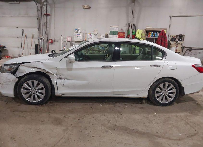 Photo 14 of 2013 Honda Accord EX-L V-6 (VIN 1HGCR3F83DA005602)