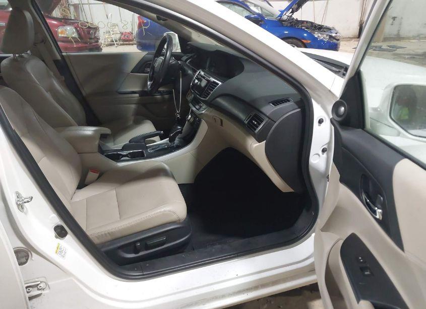 Photo 5 of 2013 Honda Accord EX-L V-6 (VIN 1HGCR3F83DA005602)