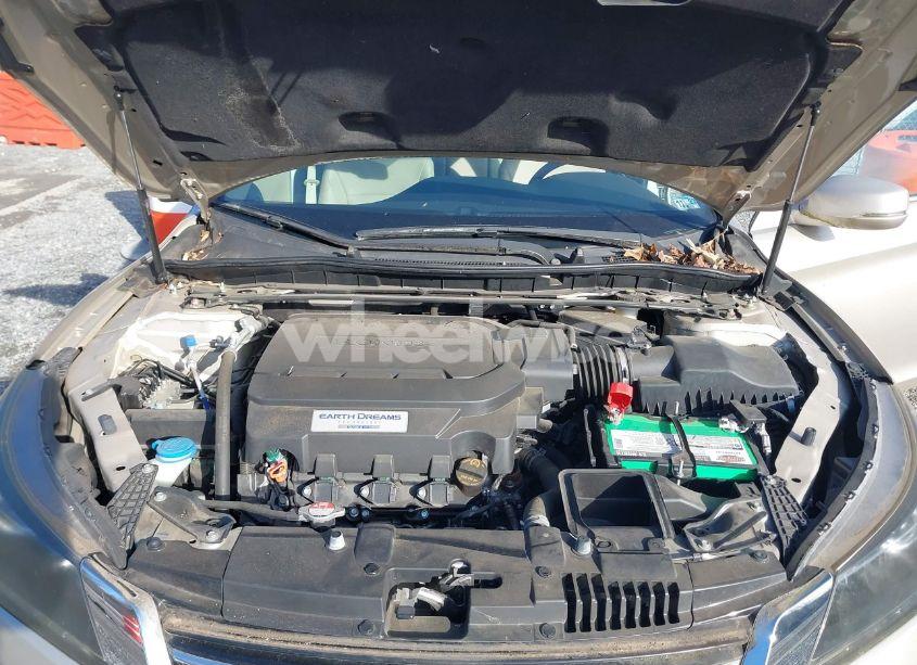 Photo 10 of 2013 Honda Accord EX-L V-6 (VIN 1HGCR3F83DA006622)