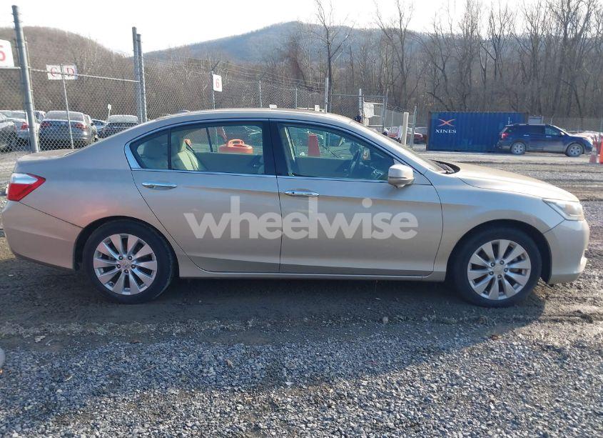 Photo 13 of 2013 Honda Accord EX-L V-6 (VIN 1HGCR3F83DA006622)