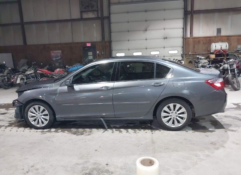 Photo 15 of 2013 Honda Accord EX-L V-6 (VIN 1HGCR3F83DA009679)