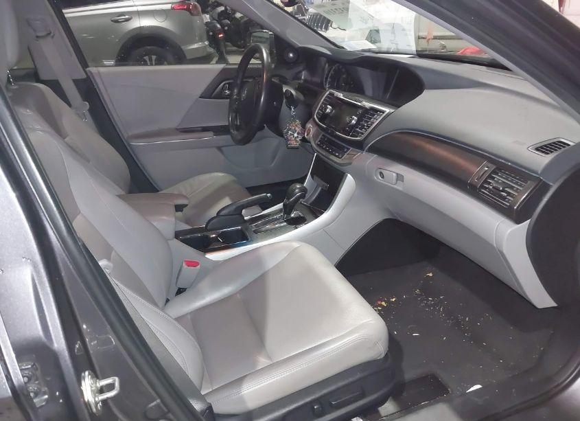 Photo 5 of 2013 Honda Accord EX-L V-6 (VIN 1HGCR3F83DA009679)