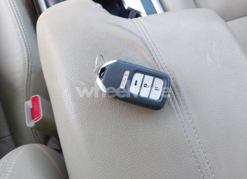 Photo 11 of 2013 Honda Accord EX-L V-6 (VIN 1HGCR3F83DA011187)