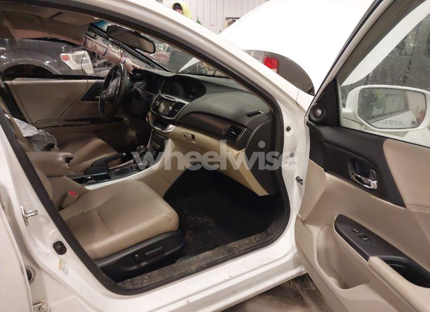 Photo 5 of 2013 Honda Accord EX-L V-6 (VIN 1HGCR3F83DA023596)