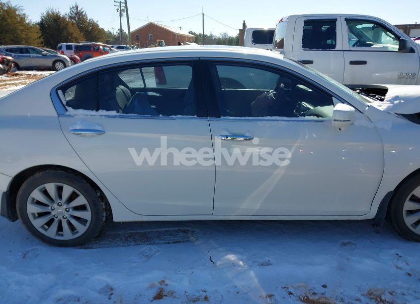 Photo 12 of 2013 Honda Accord EX-L V-6 (VIN 1HGCR3F83DA034923)