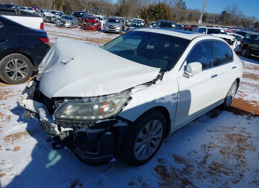 Photo 2 of 2013 Honda Accord EX-L V-6 (VIN 1HGCR3F83DA034923)