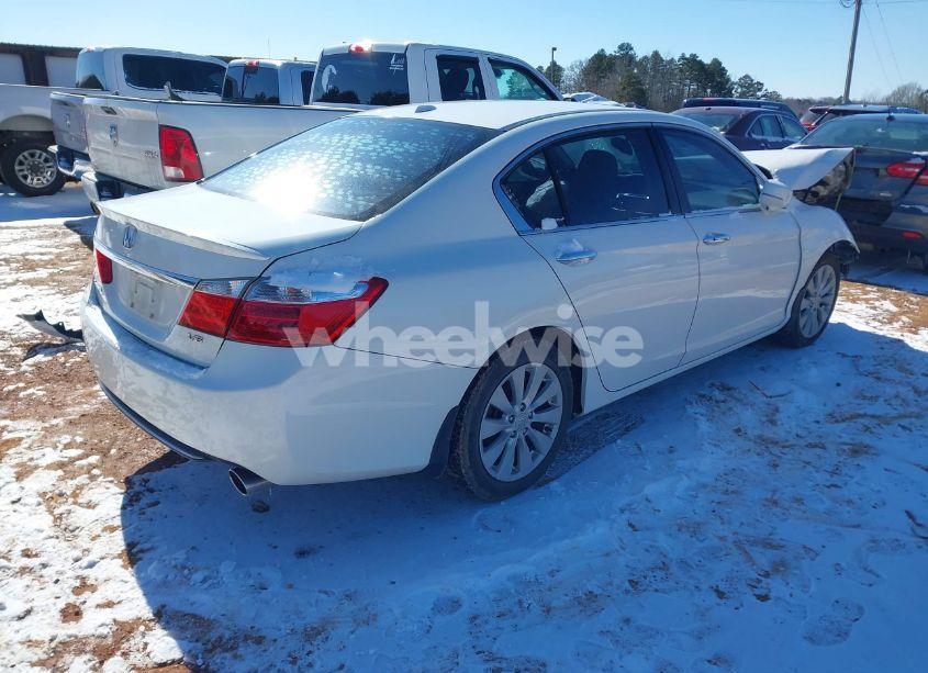 Photo 4 of 2013 Honda Accord EX-L V-6 (VIN 1HGCR3F83DA034923)