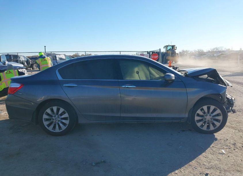 Photo 13 of 2013 Honda Accord EX-L V-6 (VIN 1HGCR3F83DA038292)