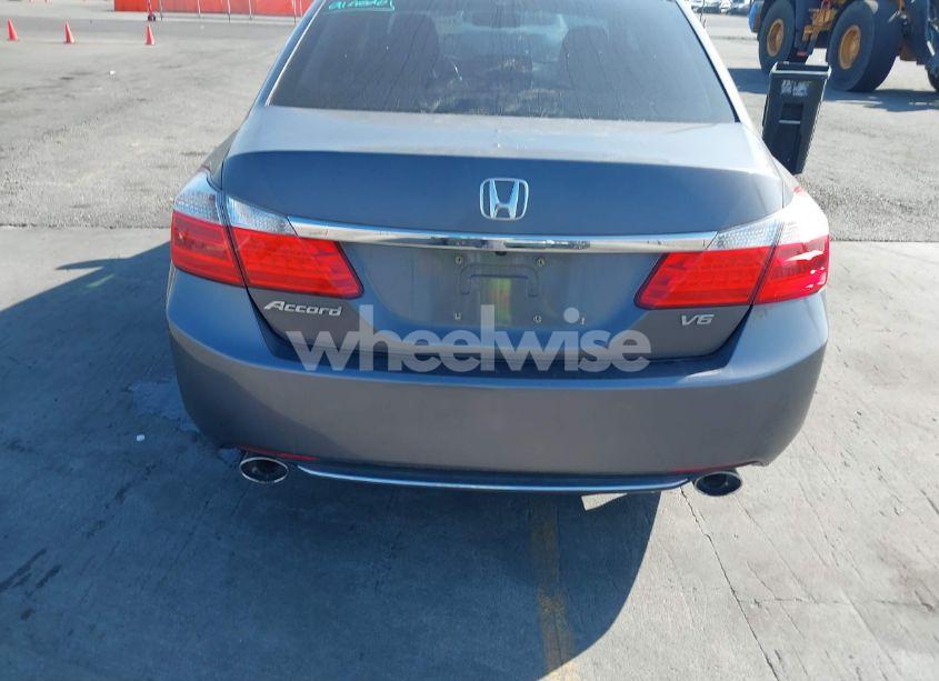 Photo 16 of 2013 Honda Accord EX-L V-6 (VIN 1HGCR3F83DA043251)