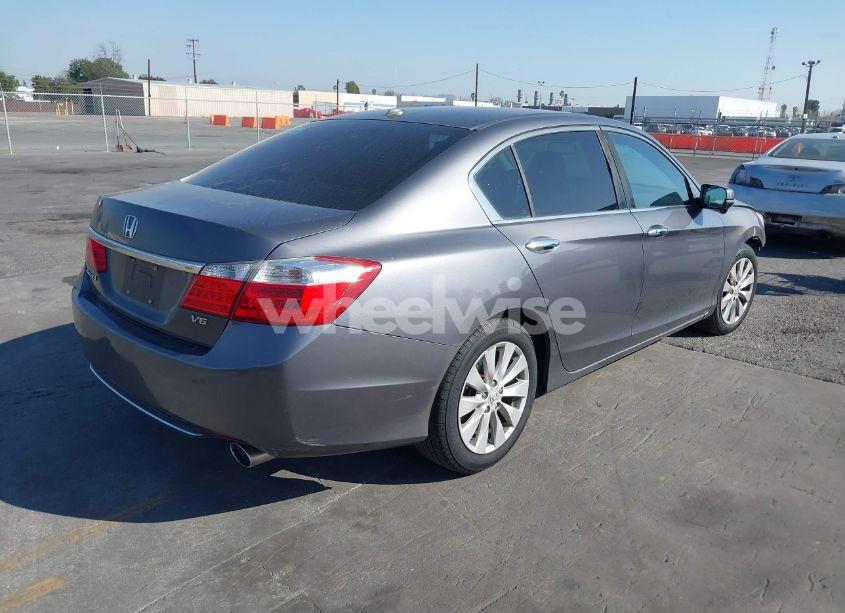 Photo 4 of 2013 Honda Accord EX-L V-6 (VIN 1HGCR3F83DA043251)