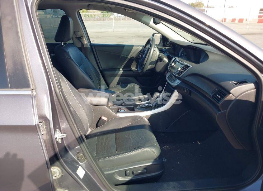 Photo 5 of 2013 Honda Accord EX-L V-6 (VIN 1HGCR3F83DA043251)