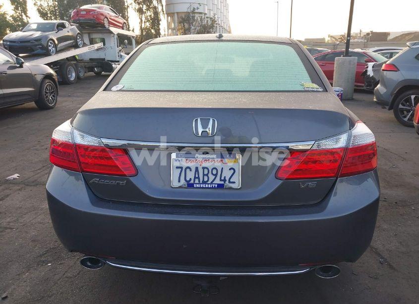 Photo 17 of 2014 Honda Accord EX-L V-6 (VIN 1HGCR3F83EA002751)
