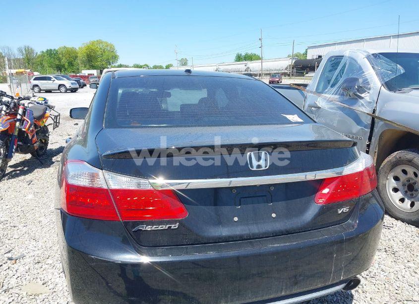 Photo 16 of 2015 Honda Accord EX-L V-6 (VIN 1HGCR3F83FA003190)