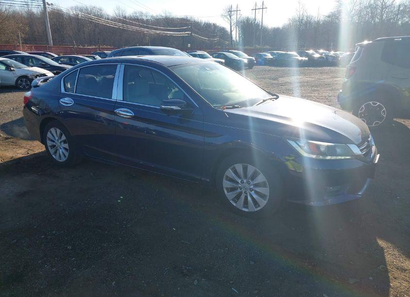 2015 Honda Accord EX-L V-6 (VIN 1HGCR3F83FA006641) main photo