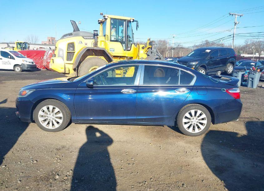 Photo 14 of 2015 Honda Accord EX-L V-6 (VIN 1HGCR3F83FA006641)
