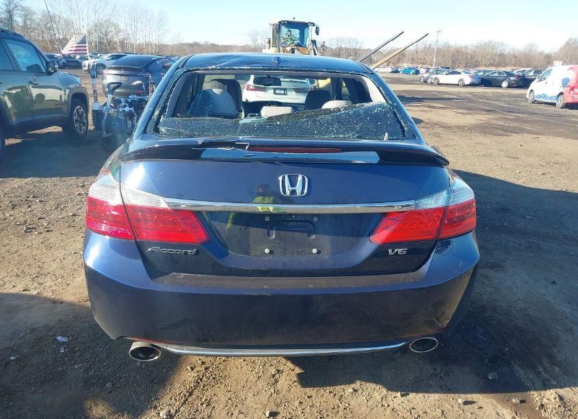 Photo 16 of 2015 Honda Accord EX-L V-6 (VIN 1HGCR3F83FA006641)
