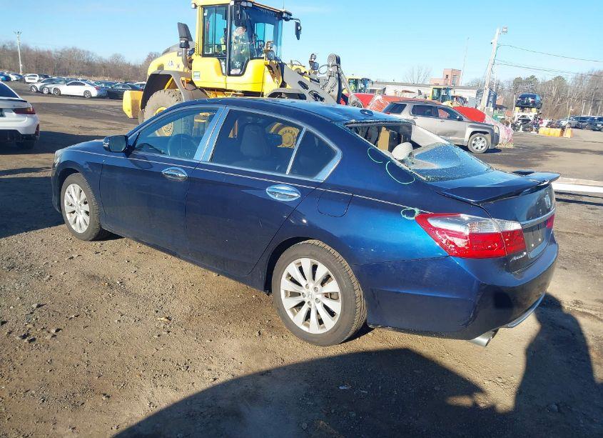 Photo 3 of 2015 Honda Accord EX-L V-6 (VIN 1HGCR3F83FA006641)