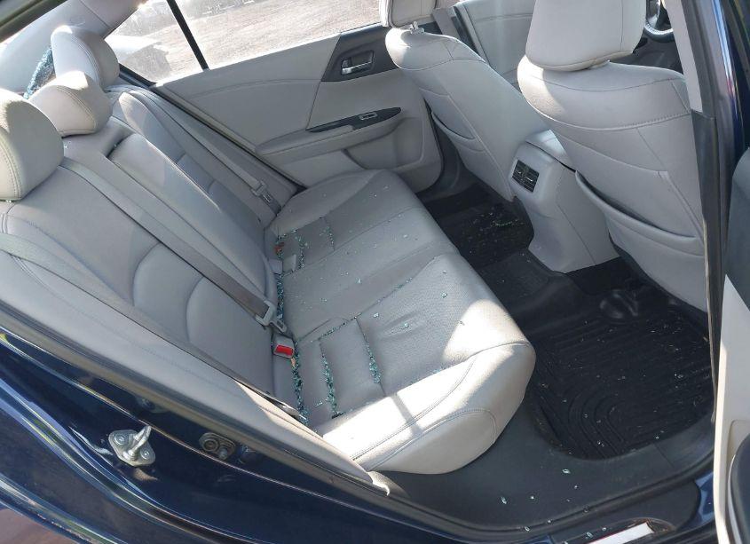 Photo 8 of 2015 Honda Accord EX-L V-6 (VIN 1HGCR3F83FA006641)