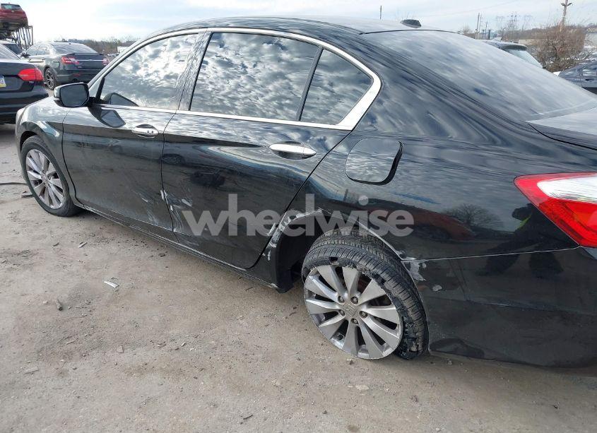 Photo 6 of 2015 Honda Accord EX-L V-6 (VIN 1HGCR3F83FA006767)