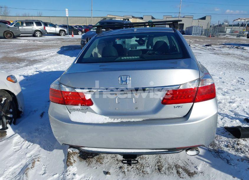 Photo 16 of 2015 Honda Accord EX-L V-6 (VIN 1HGCR3F83FA025027)