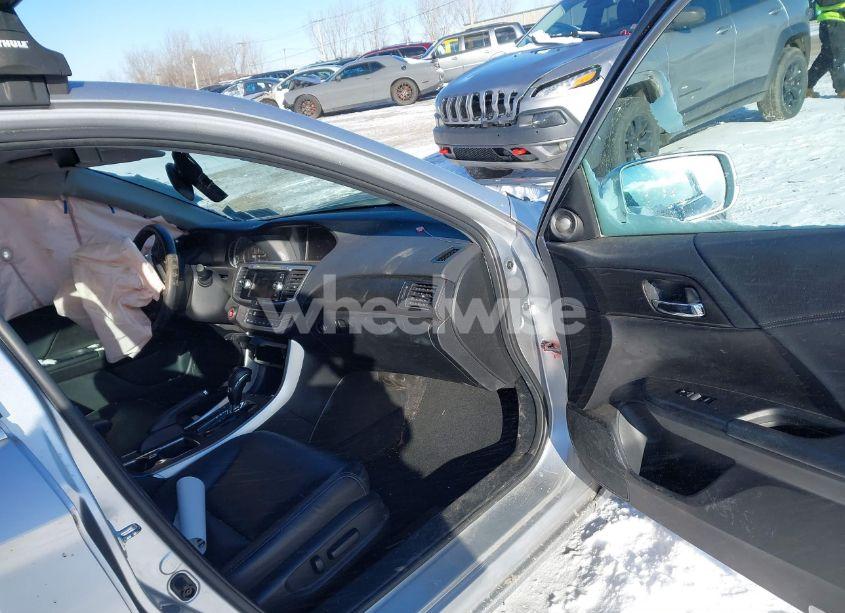 Photo 5 of 2015 Honda Accord EX-L V-6 (VIN 1HGCR3F83FA025027)