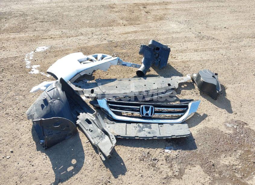 Photo 12 of 2015 Honda Accord EX-L V-6 (VIN 1HGCR3F83FA028431)