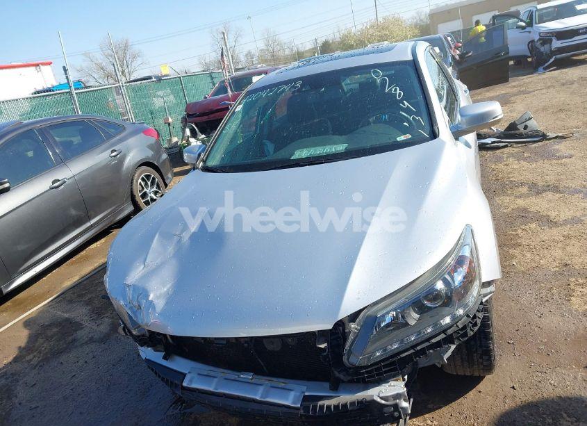 Photo 13 of 2015 Honda Accord EX-L V-6 (VIN 1HGCR3F83FA028431)