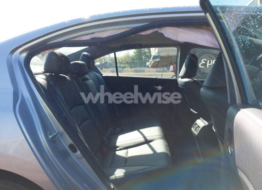 Photo 8 of 2015 Honda Accord EX-L V-6 (VIN 1HGCR3F83FA028431)