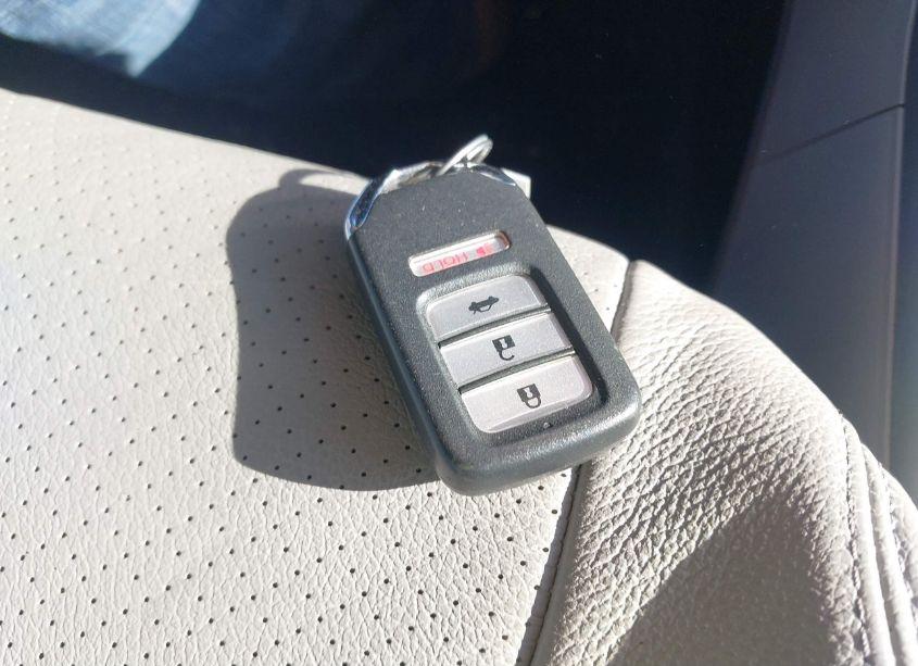 Photo 11 of 2015 Honda Accord EX-L V-6 (VIN 1HGCR3F83FA038439)