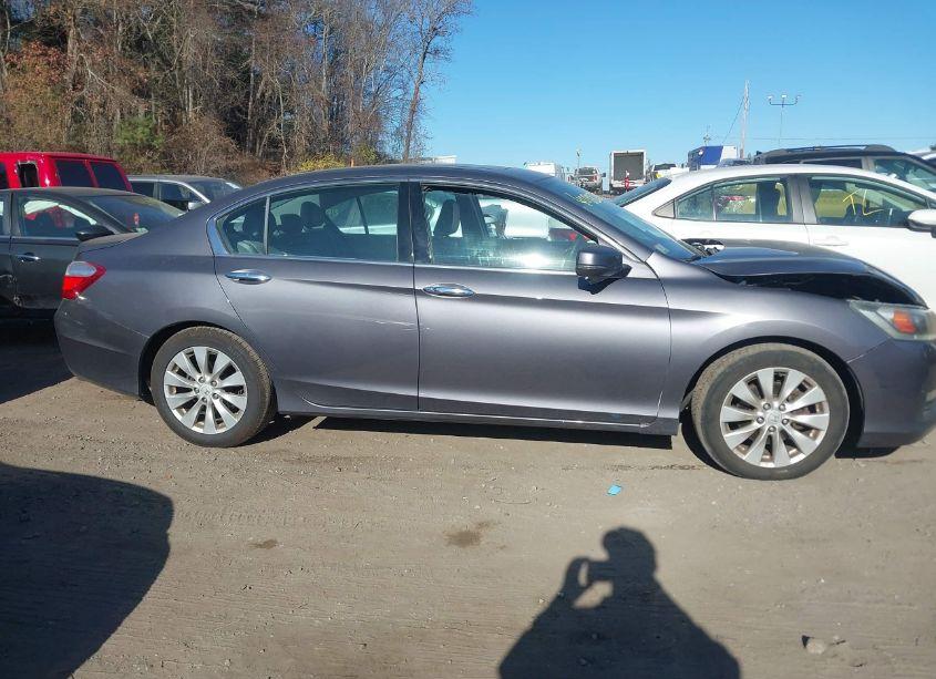 Photo 13 of 2015 Honda Accord EX-L V-6 (VIN 1HGCR3F83FA038439)