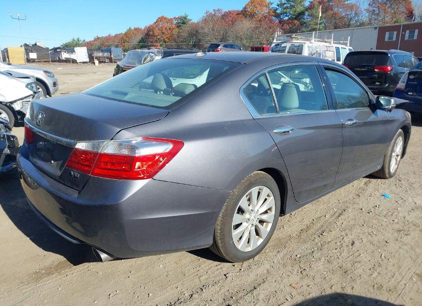 Photo 4 of 2015 Honda Accord EX-L V-6 (VIN 1HGCR3F83FA038439)