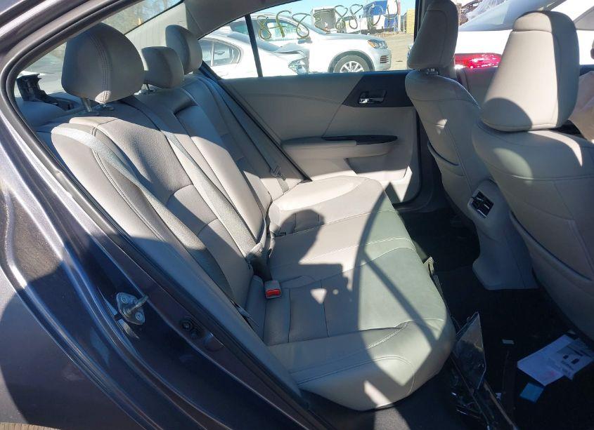 Photo 8 of 2015 Honda Accord EX-L V-6 (VIN 1HGCR3F83FA038439)