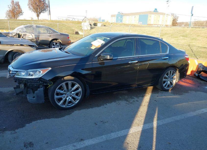 Photo 15 of 2017 Honda Accord EX-L V6 (VIN 1HGCR3F83HA003273)