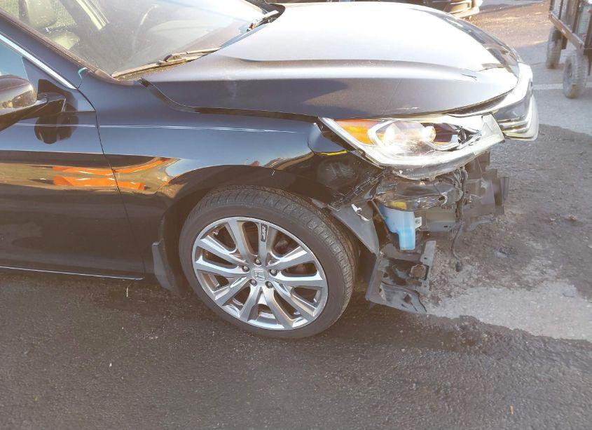 Photo 19 of 2017 Honda Accord EX-L V6 (VIN 1HGCR3F83HA003273)