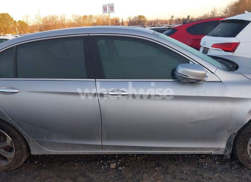 Photo 14 of 2017 Honda Accord EX-L V6 (VIN 1HGCR3F83HA034491)