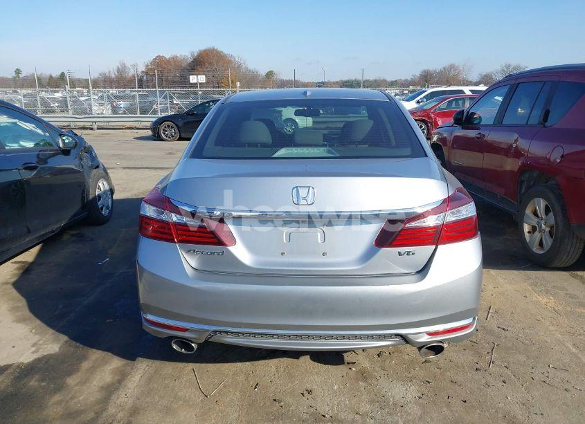 Photo 17 of 2017 Honda Accord EX-L V6 (VIN 1HGCR3F83HA034491)
