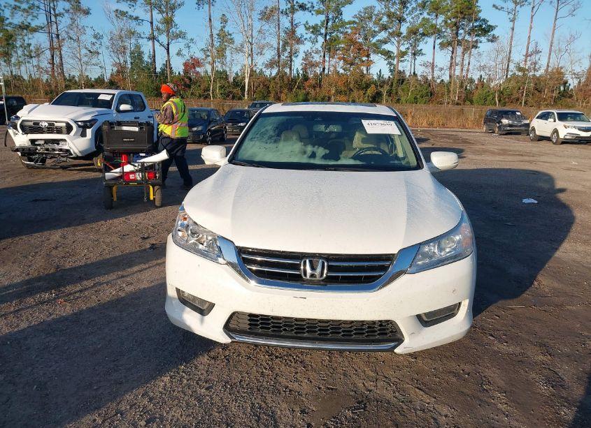 Photo 12 of 2013 Honda Accord EX-L V-6 (VIN 1HGCR3F84DA001123)