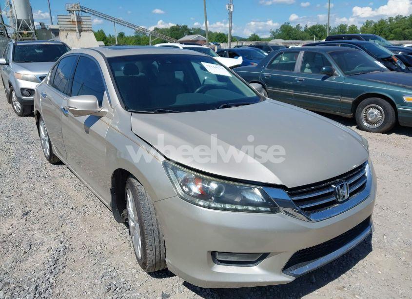2013 Honda Accord EX-L V-6 (VIN 1HGCR3F84DA001736) main photo