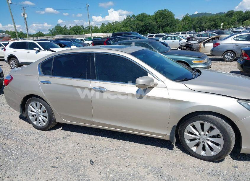 Photo 13 of 2013 Honda Accord EX-L V-6 (VIN 1HGCR3F84DA001736)