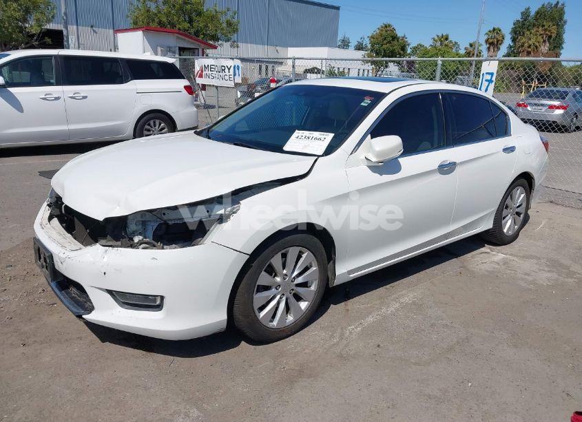 Photo 2 of 2013 Honda Accord EXL (VIN 1HGCR3F84DA014907)