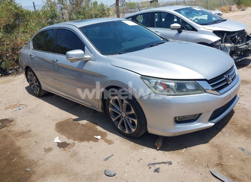 2013 Honda Accord EX-L V-6 (VIN 1HGCR3F84DA018441) main photo