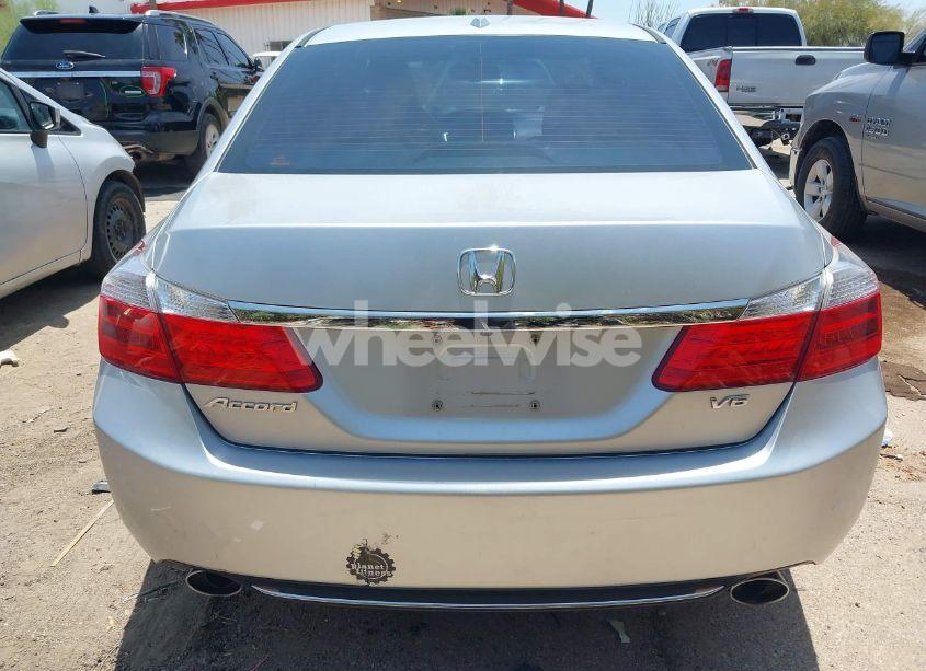 Photo 16 of 2013 Honda Accord EX-L V-6 (VIN 1HGCR3F84DA018441)